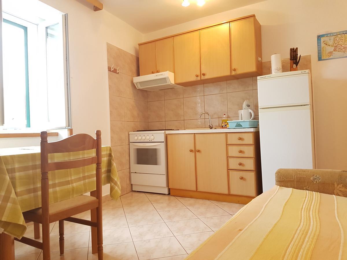 Apartmani Toni Poce Primošten Eksteriør bilde
