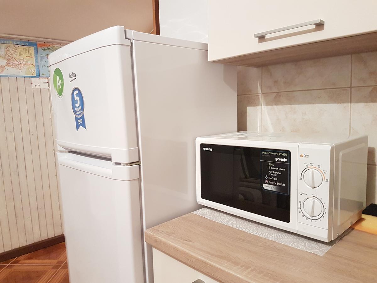 Apartmani Toni Poce Primošten Eksteriør bilde