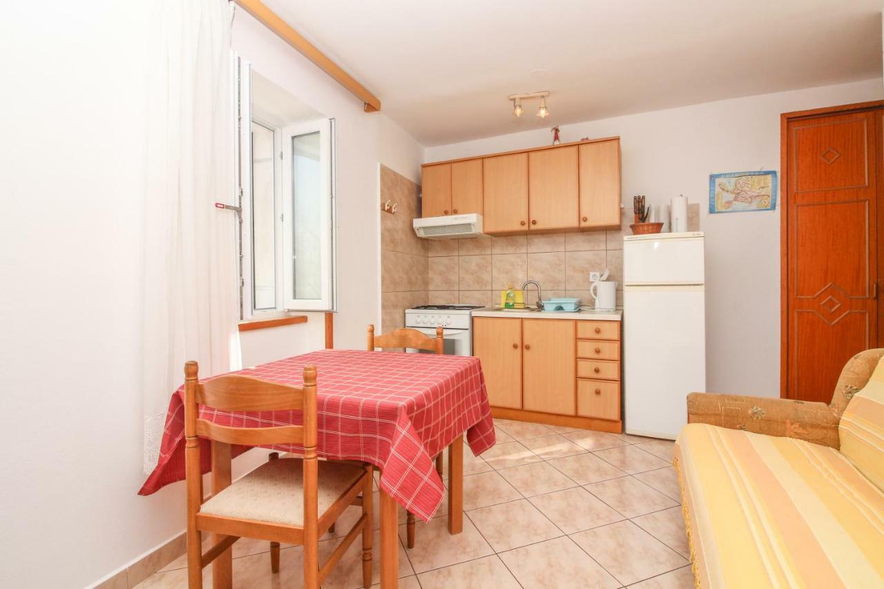 Apartmani Toni Poce Primošten Eksteriør bilde